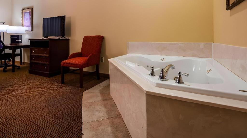 Best Western Littlefield Inn And Suites Экстерьер фото
